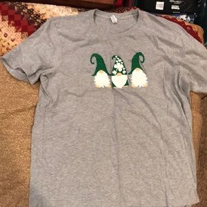 Worn once!  St Patrick day gnome shirt